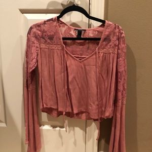 bell sleeve rose top!